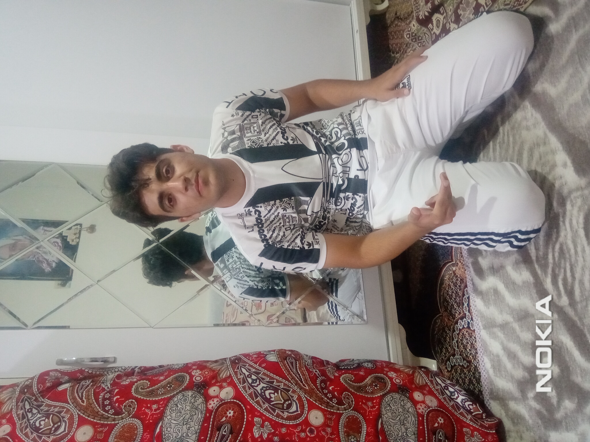 تصویر خودتان و یا نمونه محتوا