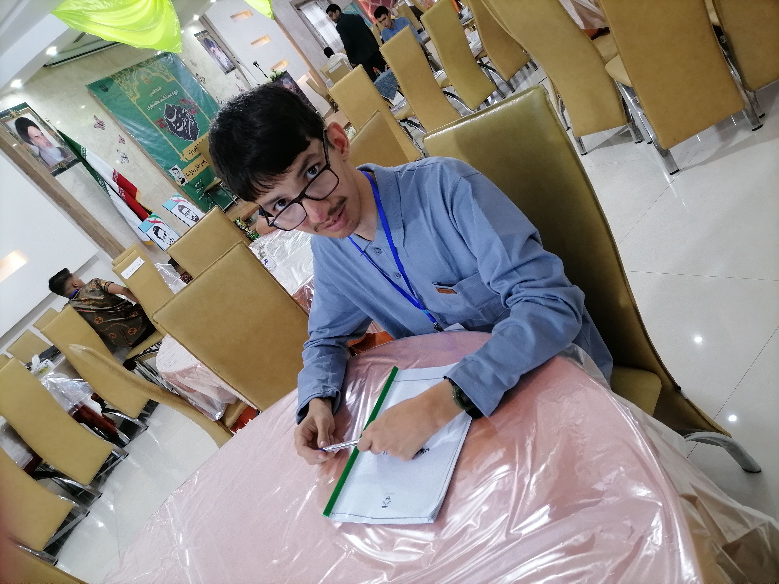 تصویر خودتان و یا نمونه محتوا